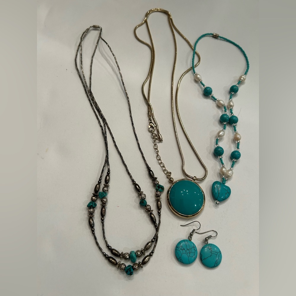 Turquoise Jewelry Lot 3ā Necklaces 2 Have Barrel Clasp & Pierced Earrings